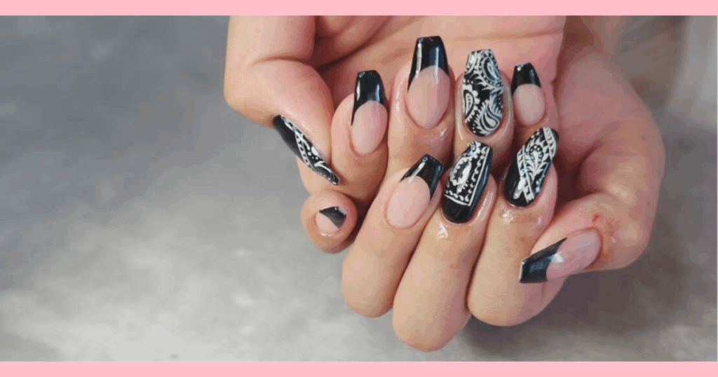 【ネイル迷子さん必見！】ネイルデザインに悩んだら｜ネイルデザイン：アート×フレンチ