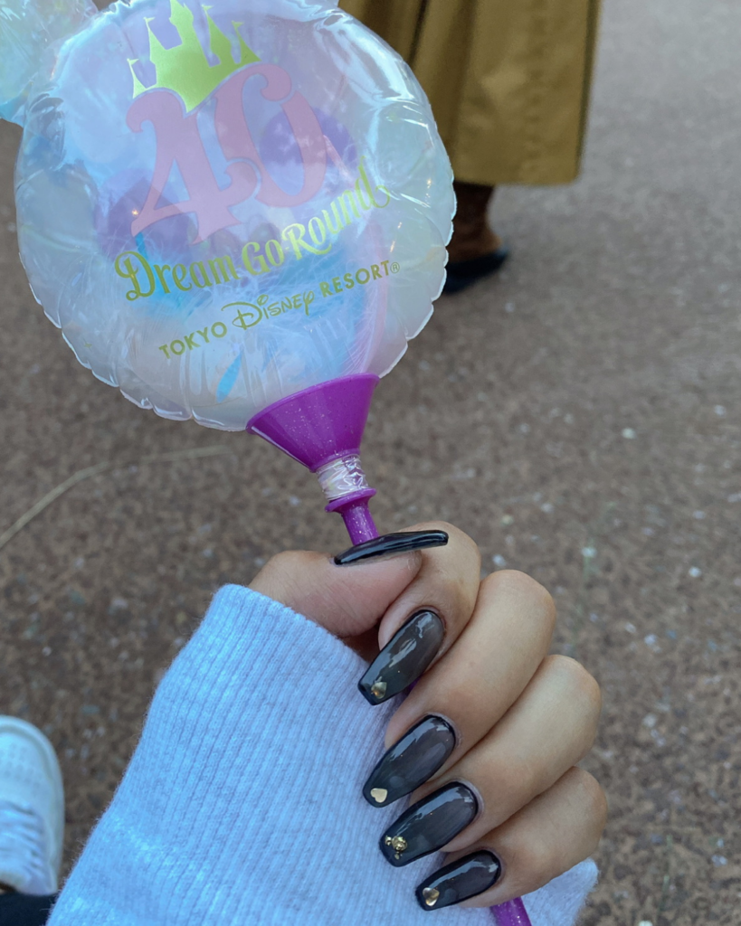 ネイルデザイン｜シンプルネイル・シアーネイル・ブラック系