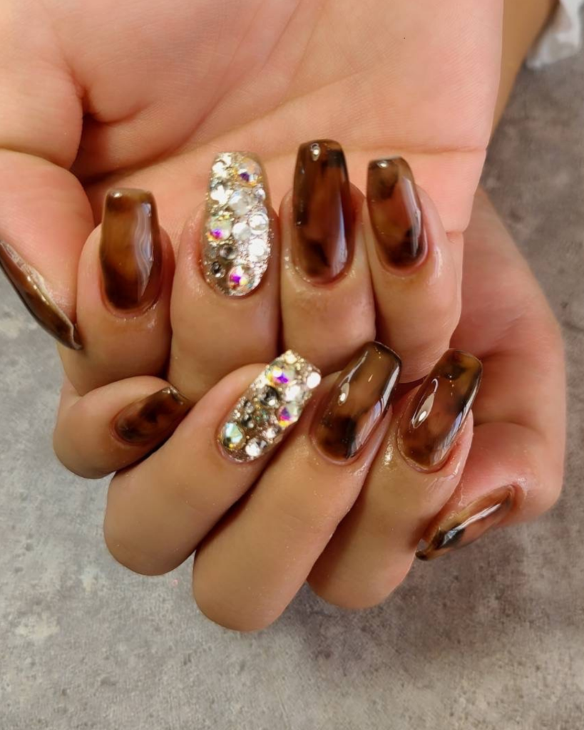 ネイルデザイン｜秋ネイル・アートネイル・パーツネイル・ベージュ系