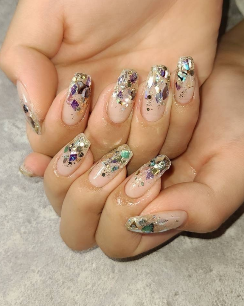 ネイルデザイン｜グラデーションネイル・グリッターネイル・その他カラー・夏ネイル