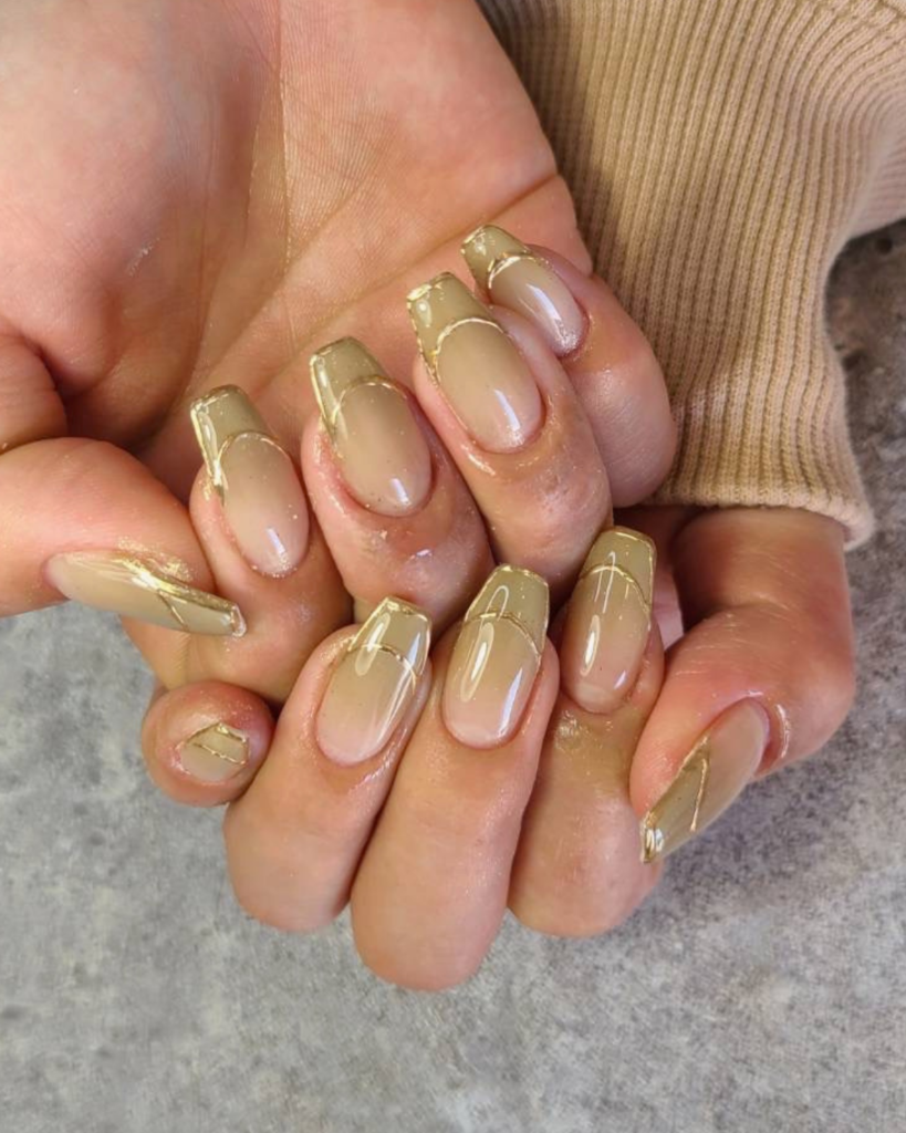 ネイルデザイン｜フレンチネイル・グラデーションネイル・ベージュ系