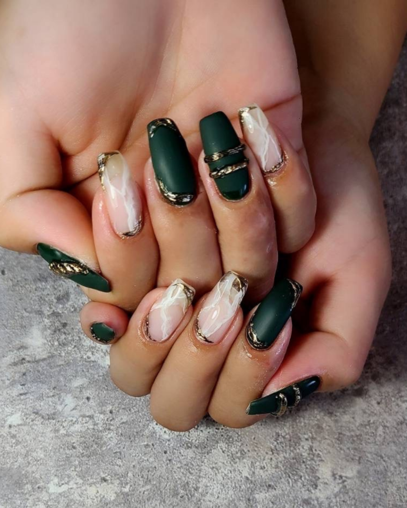 ネイルデザイン｜秋ネイル・アートネイル・その他カラー